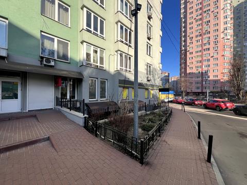 комерційна за адресою Феодосійська вул., 2-Л