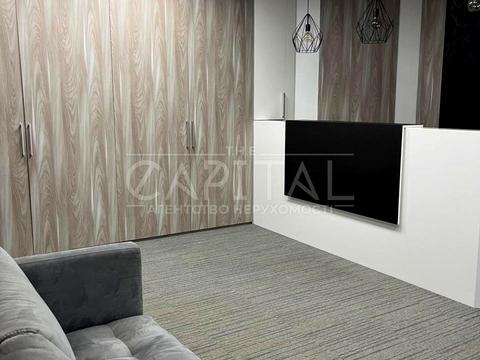 комерційна за адресою Київ, Болсуновська вул. (Сергія Струтинського), 13