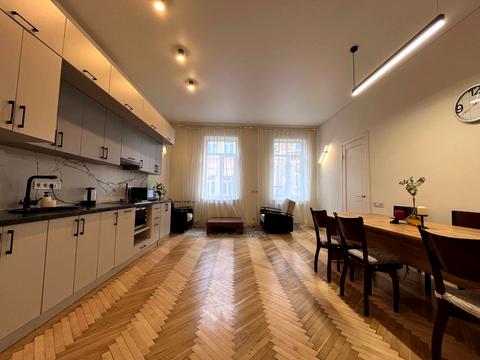 квартира за адресою Союзу Українок вул. (), 11