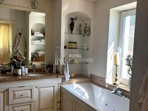 дом по адресу Центральна, 7