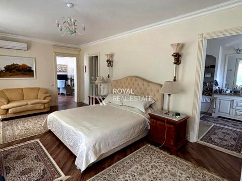 дом по адресу Центральна, 7