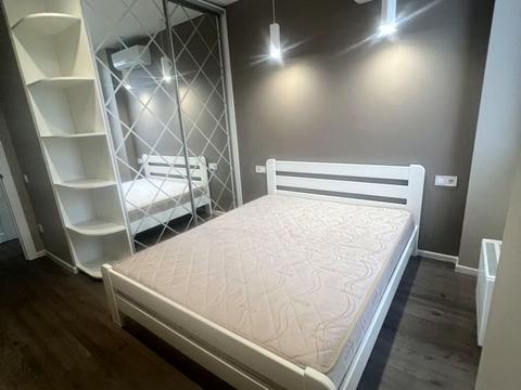 квартира за адресою Зарічна вул., 4