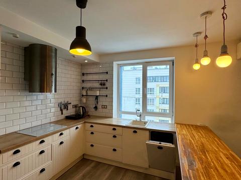 квартира по адресу Леси Украинки ул., 74-В