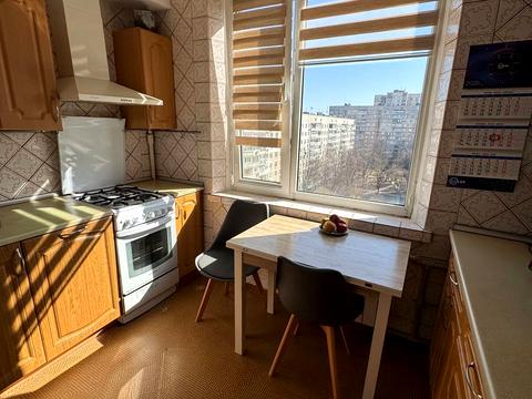 квартира за адресою Валентинівська вул. (Блюхера), 24