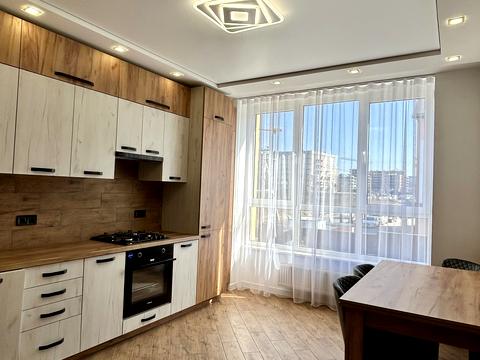 квартира по адресу Героїв Крут ул., 8