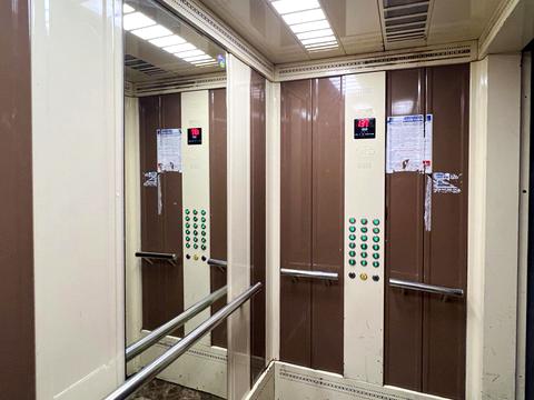 квартира за адресою Дніпровська набережна вул., 3