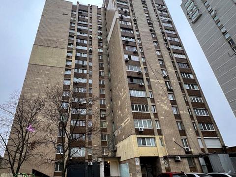 квартира за адресою Дніпровська набережна вул., 3