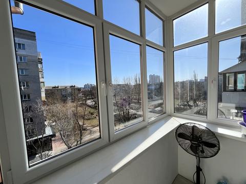 квартира за адресою Леоніда Каденюка просп. (Юрія Гагаріна), 14