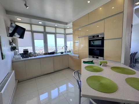 квартира за адресою Степана Рудницького вул. (Академіка Вільямса), 3/7