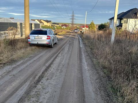 участок по адресу с. Байковцы, 