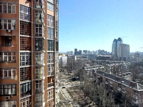 квартира за адресою Київ, Євгена Коновальця вул. (Щорса), 32-Г