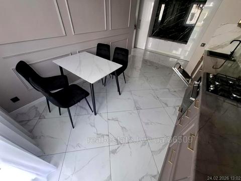 квартира по адресу Весняна ул., 10