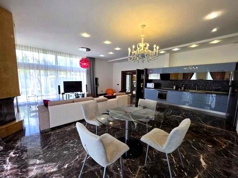 будинок за адресою Травневий пров.