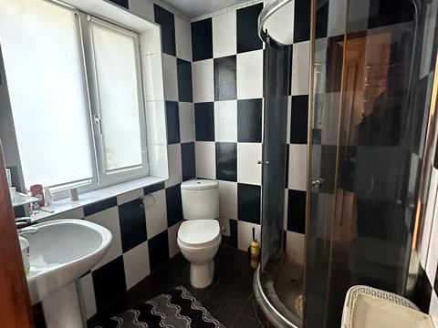 будинок за адресою с. Ржавець, Першого Травня вул.