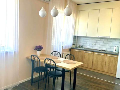 квартира за адресою Рея Бредбері вул., 5/15