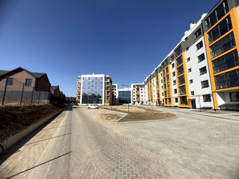 квартира за адресою Райдужна вул., 102