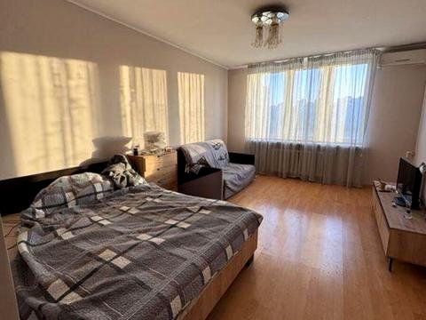 квартира за адресою Олени Пчілки вул., 2