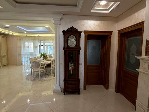 будинок за адресою Августина Волошина вул.