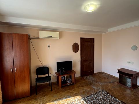 квартира за адресою Голосіївський просп. (40-річчя Жовтня), 114