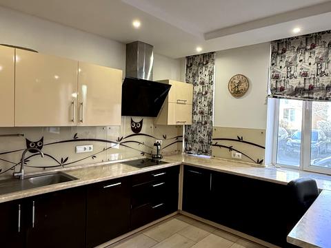 квартира за адресою Регенераторна вул., 4 к3