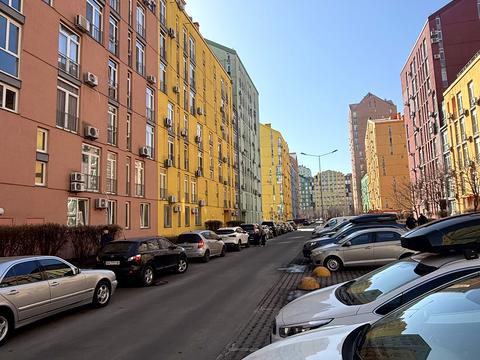 квартира за адресою Регенераторна вул., 4 к3