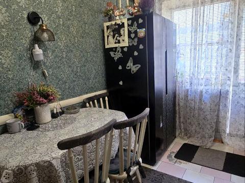 квартира за адресою Шкільна вул., 9