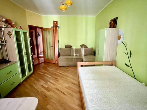 квартира за адресою Михайла Котельникова вул., 33