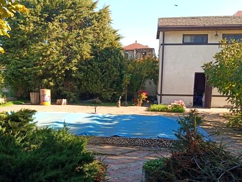 будинок за адресою Крутоярська