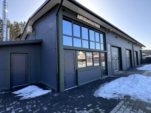 комерційна за адресою Соснова вул. (Красовського), 23