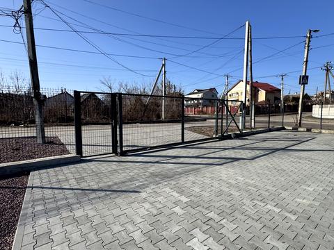 комерційна за адресою Соснова вул. (Красовського), 23