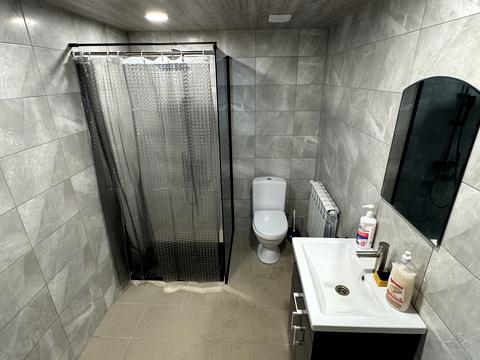 комерційна за адресою Соснова вул. (Красовського), 23