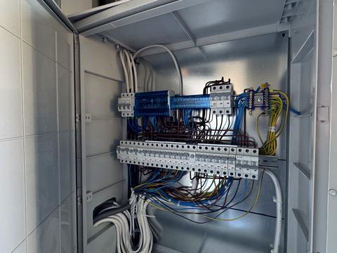 комерційна за адресою Соснова вул. (Красовського), 23