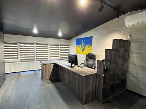 комерційна за адресою Соснова вул. (Красовського), 23