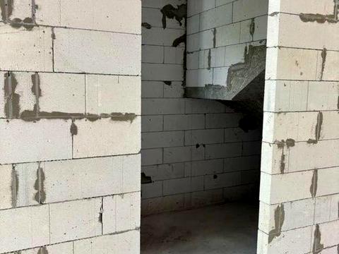 будинок за адресою Центральна вул.