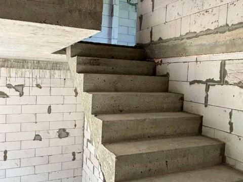 будинок за адресою Центральна вул.