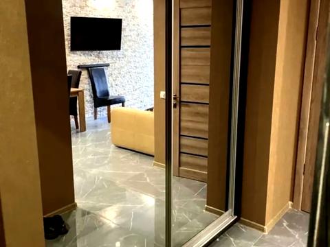 квартира за адресою Зарічна вул., 4