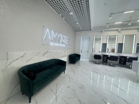 комерційна за адресою Прохоровська вул., 40 к5