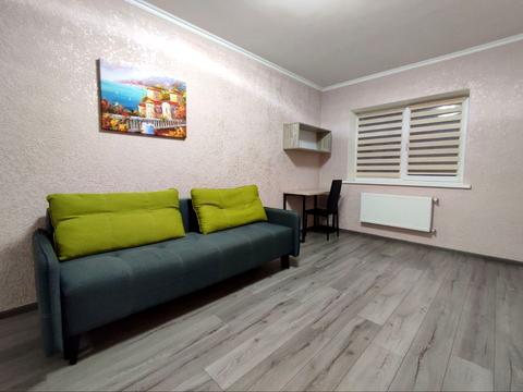 квартира за адресою Зодчих вул., 30/6