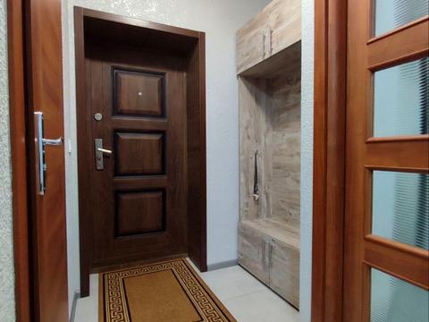 квартира за адресою Зодчих вул., 30/6