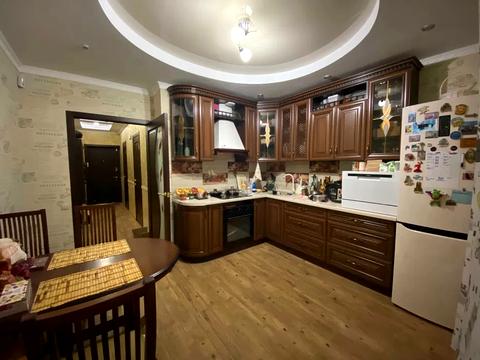 квартира за адресою Вахтанга Кікабідзе вул. (Булгакова), 13-А