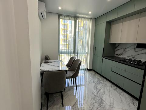 квартира за адресою Дениса Січинського вул., 2а