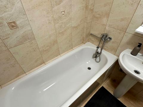 квартира за адресою Кулика і Гудачека вул. (Макарова), 24б