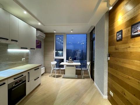 квартира за адресою Європейського Союзу просп. (Правди), 45-Б