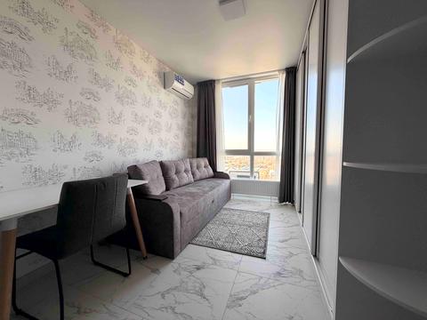 квартира за адресою Олега Мудрака вул. (Генерала Наумова), 1-Б