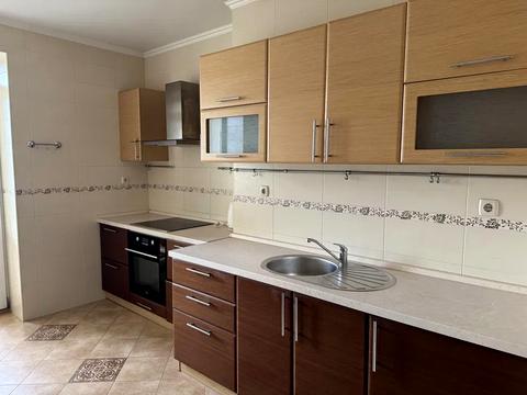 квартира за адресою Дніпровська набережна вул., 26-Г