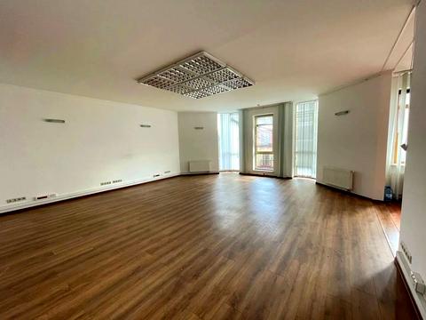 коммерческая по адресу Крутой спуск, 1