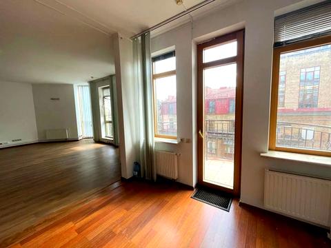 коммерческая по адресу Крутой спуск, 1