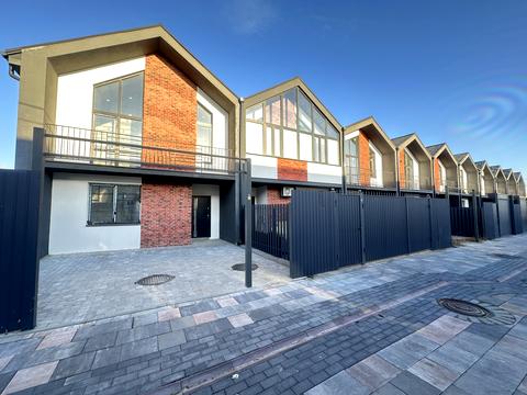 будинок за адресою Дніпровська вул. (Калініна), 12В/9