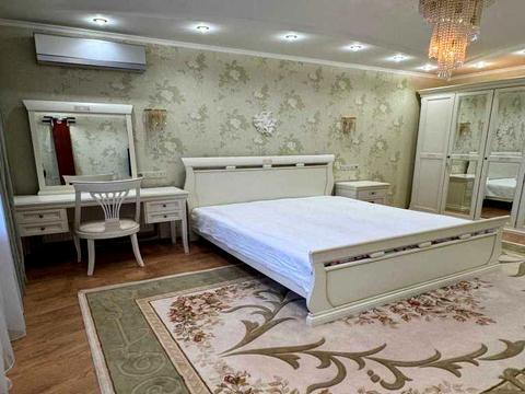 квартира по адресу Филиппа Орлика ул. (Паризької Комуни), 26