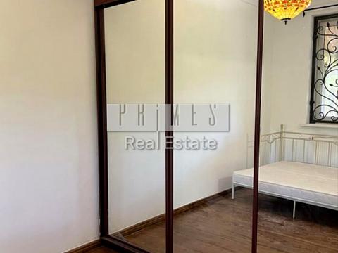 будинок за адресою вул. Редутна, 23